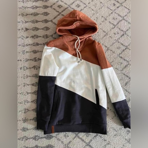 Ampersand singlehood - Picture 1 of 1